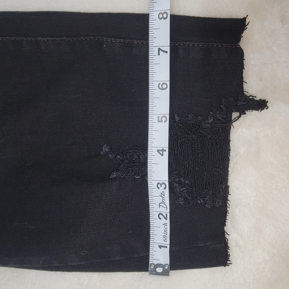 Judy Blue Black Ankle Cropped Jeans - Picture 9 of 11
